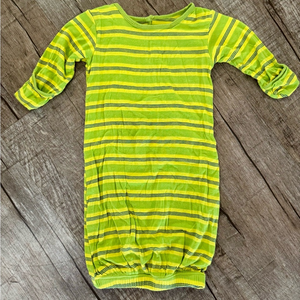 Newborn KicKee Pants Bamboo Sleeper‎ Gown Green & Yellow Stripes 0–3M